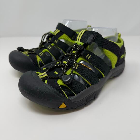 Keen Newport H2 Sandals Big Kids 6 Black Neon Green Hiking Sandals EUC - Picture 1 of 13